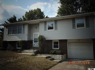 3716 Tudor Dr, Harrisburg, PA 17109