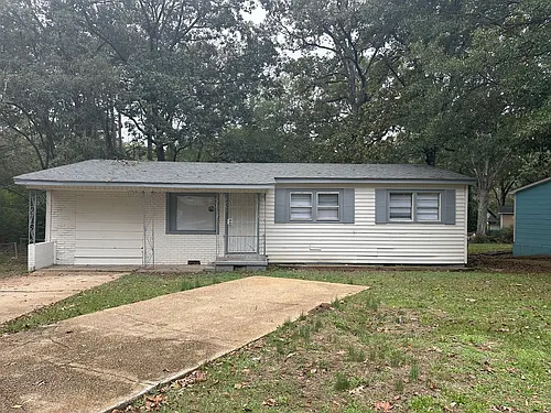 3613 Southland Dr Photo 1