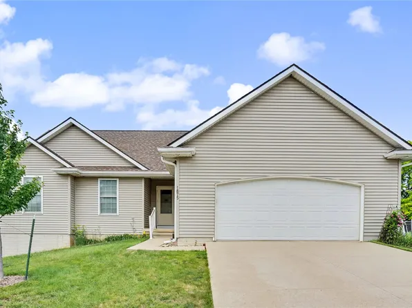 1875 Highland Rd, Ely, IA 52227