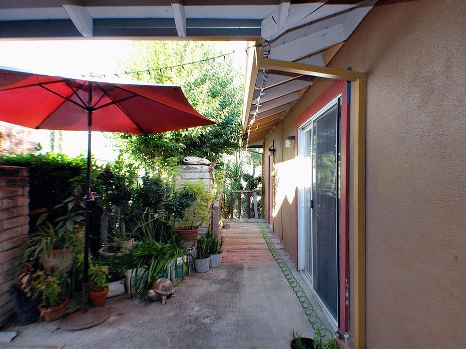 1st image of 294 Laguna Dr