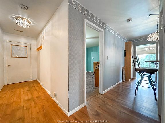 3rd image of 101 Prospect St