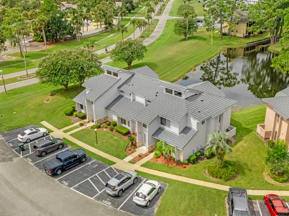 150 Blue Heron Dr APT B, Daytona Beach, FL 32119
