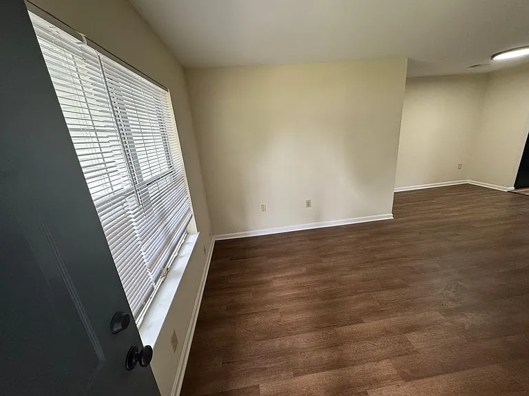 8708 Devon Hills Dr — Photo 3
