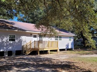 33200 Walker Rd N, Walker, LA 70785