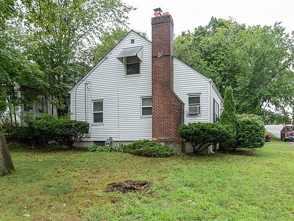 4th image of 28 Hayward Rd