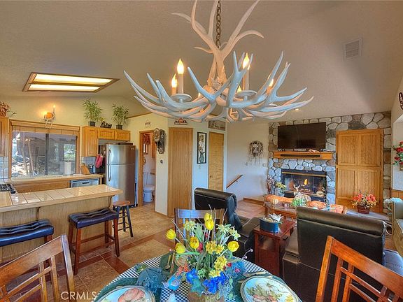 3rd image of 1059 Mercury Way