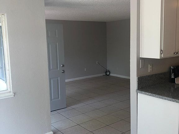 5th image of 7331 Kelley Dr