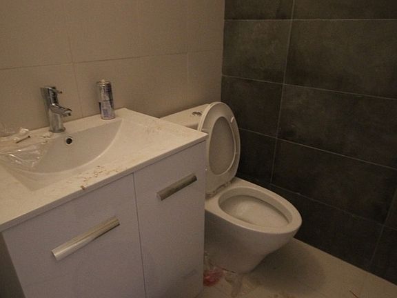 4th image of 379 Menahan St #1RDF