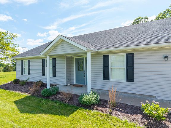 3rd image of 5850 N Liddell Ln
