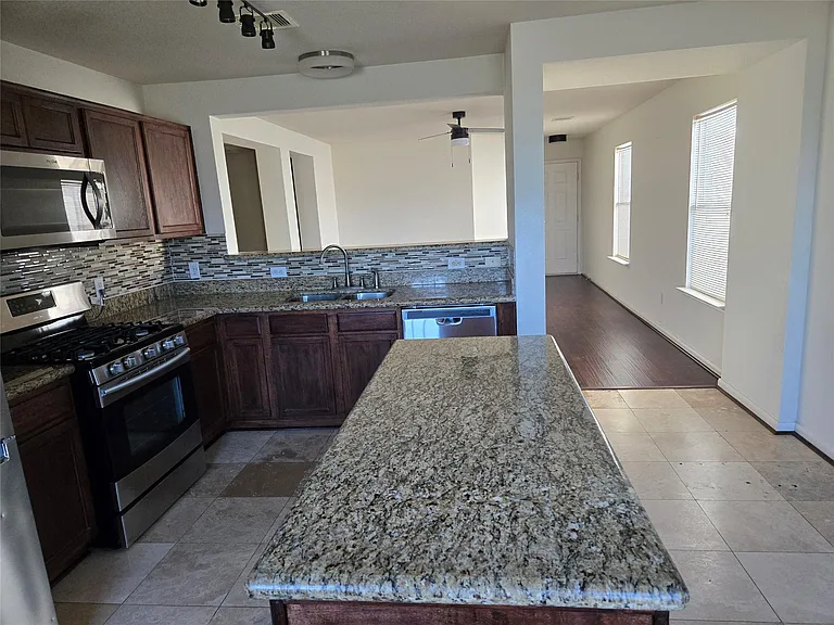 22014 Orchard Dale Dr — Photo 6