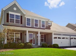 0N601 Charlotte Dr, Geneva, IL 60134