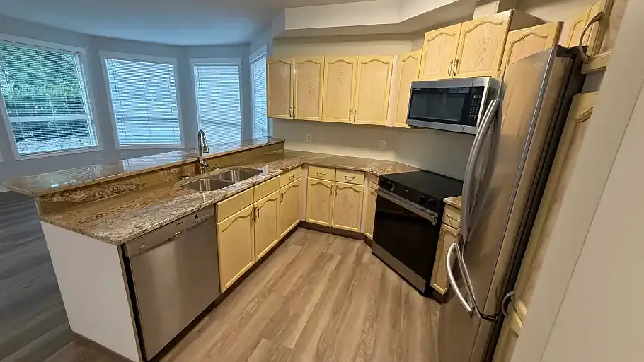 2 bed, 2.0 bath, 1050 sqft, $1,950 — Photo 3