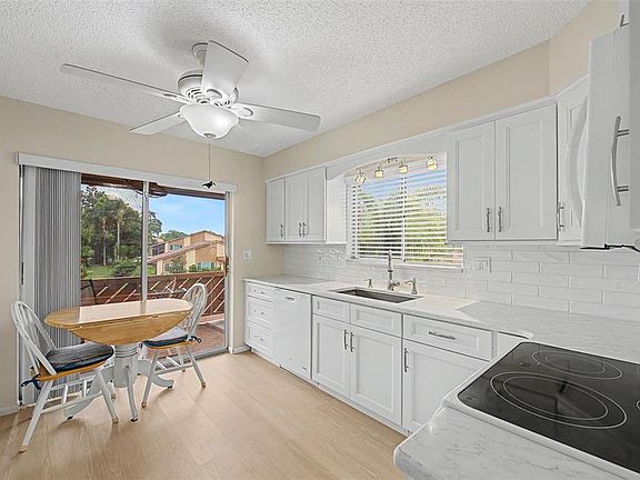 4th image of 4009 LIGHTHOUSE WAY
