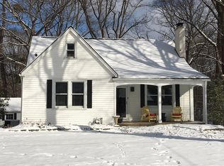 14 Woodland Ct, Belleville, IL 62226