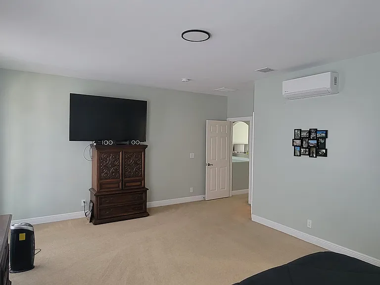 2077 SW Panther Trce — Photo 13