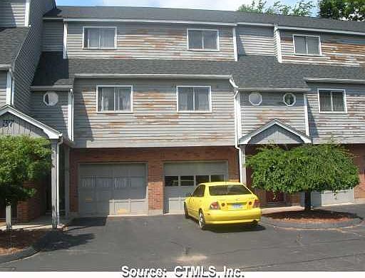 1st image of 37 Woodley Court #19