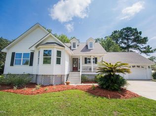 1801 Dolphin Row Dr, Beaufort, SC 29906