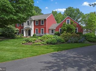 123 Milton Cir, Lititz, PA 17543