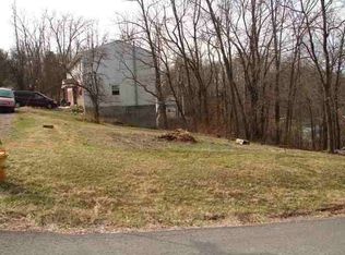 110 Wilmerding St, Morgantown, WV 26505