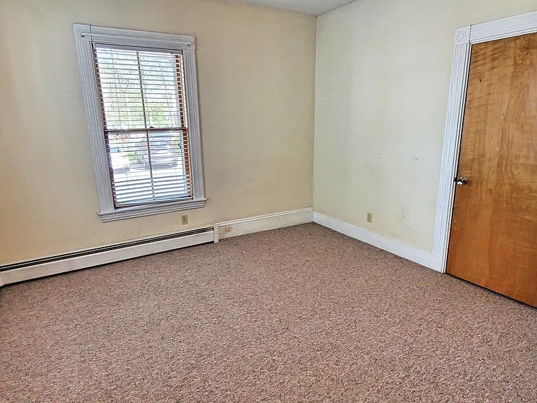 192 Adams St #A — Photo 7
