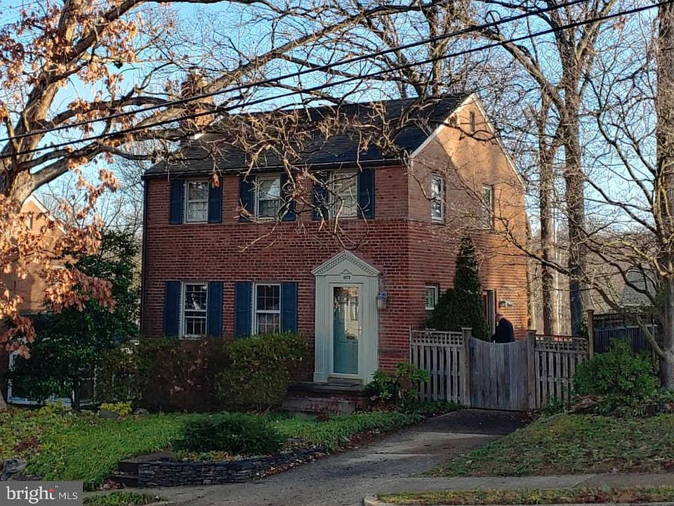 1st image of 1025 N Larrimore St