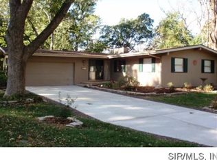 7 Brookside Ct, Edwardsville, IL 62025