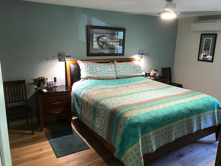 900 E Bay Dr NE — Photo 5