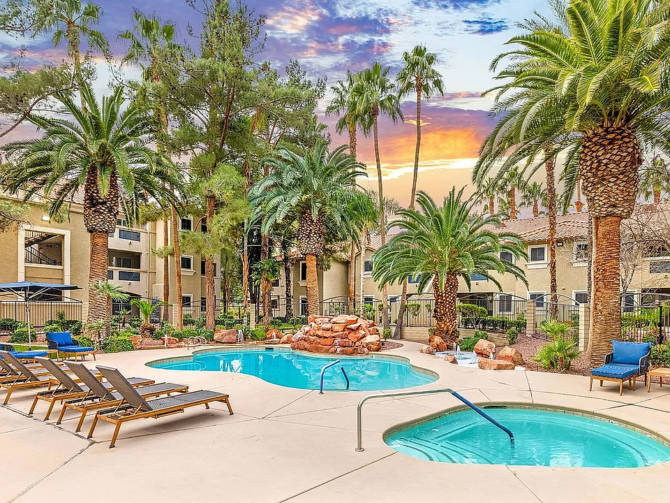 Destinations Spring Valley 55+ Apartment Homes