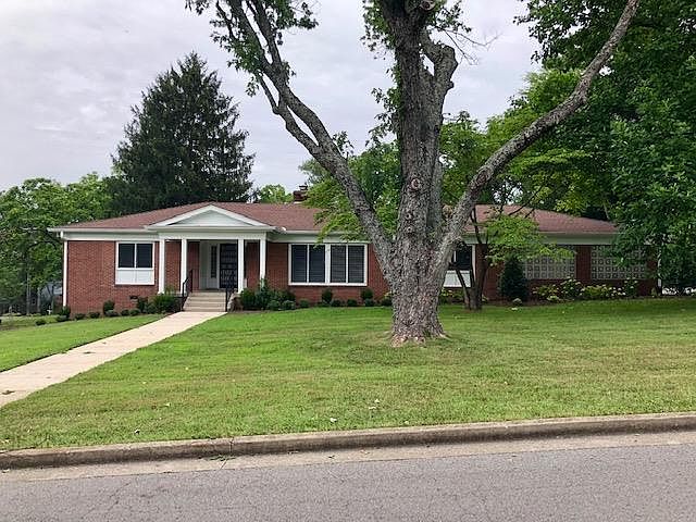 1st image of 403 Bellwood Dr