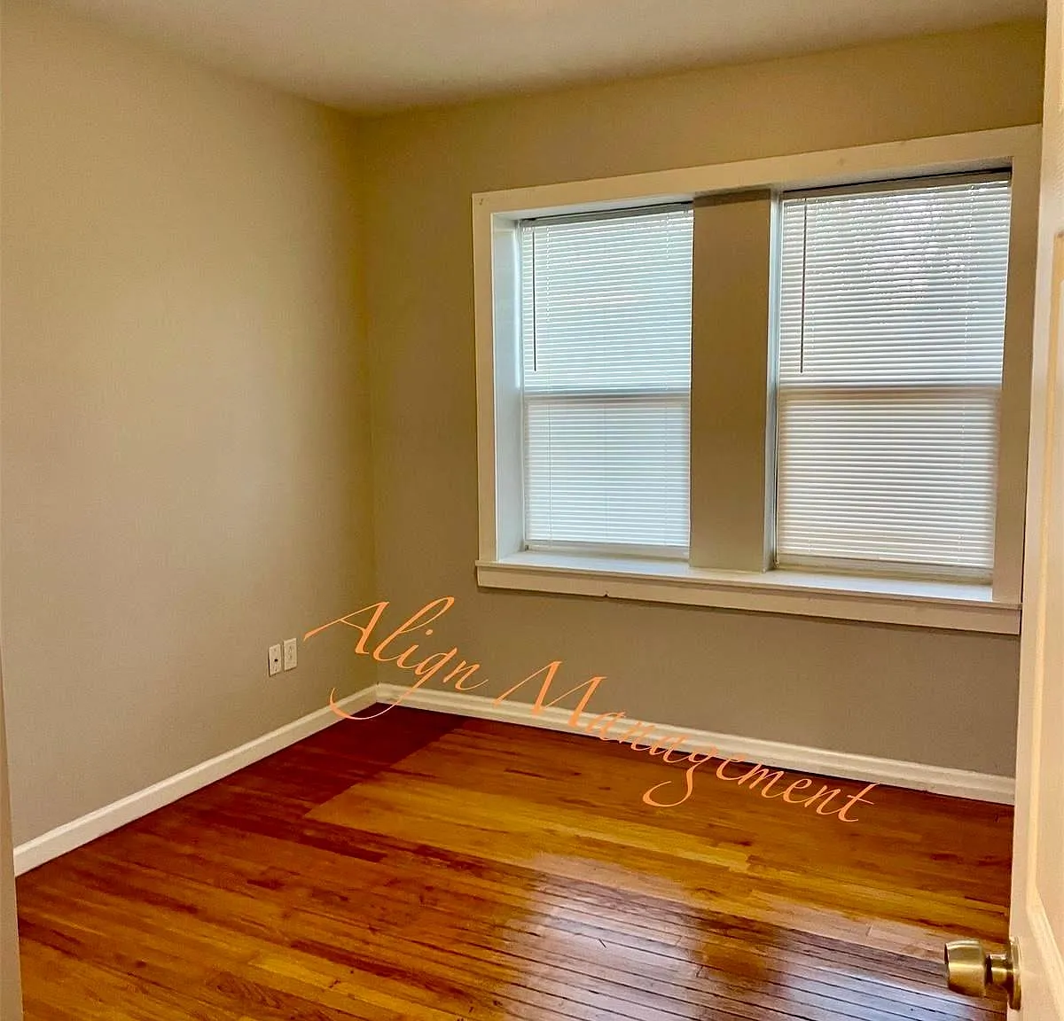 5356 Page Blvd — Photo 3