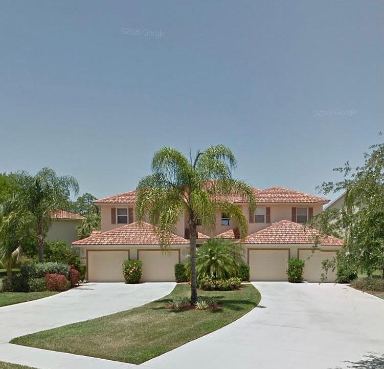 Beautiful coach home quality highly recommend community.