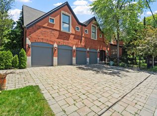 40 Old Colony Rd, Toronto, ON M2L2J7