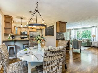 16 Pine St, Lynnfield, MA 01940