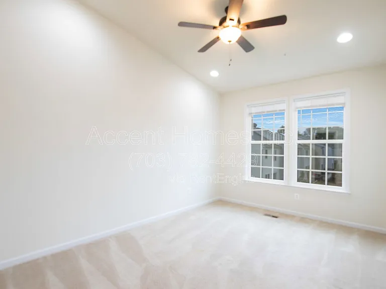8605 Sweet Rose Ct — Photo 10
