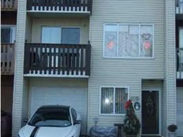 14 Alexandra Ct, Staten Island, NY 10312