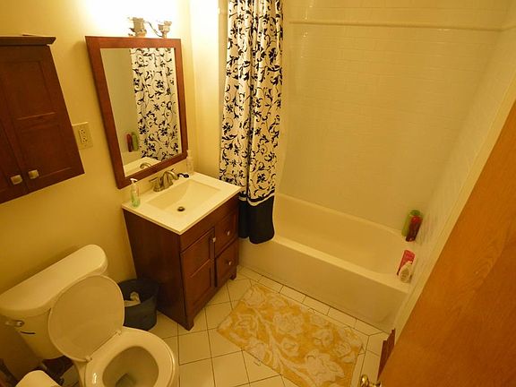 5th image of 2317 N Orchard St APT 3