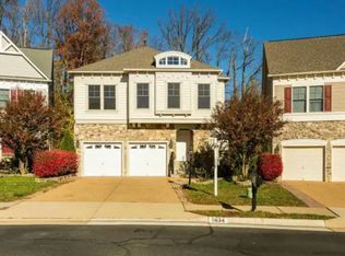 5634 Tower Hill Cir, Alexandria, VA 22315