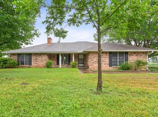 504 N Emerson St, Mart, TX 76664