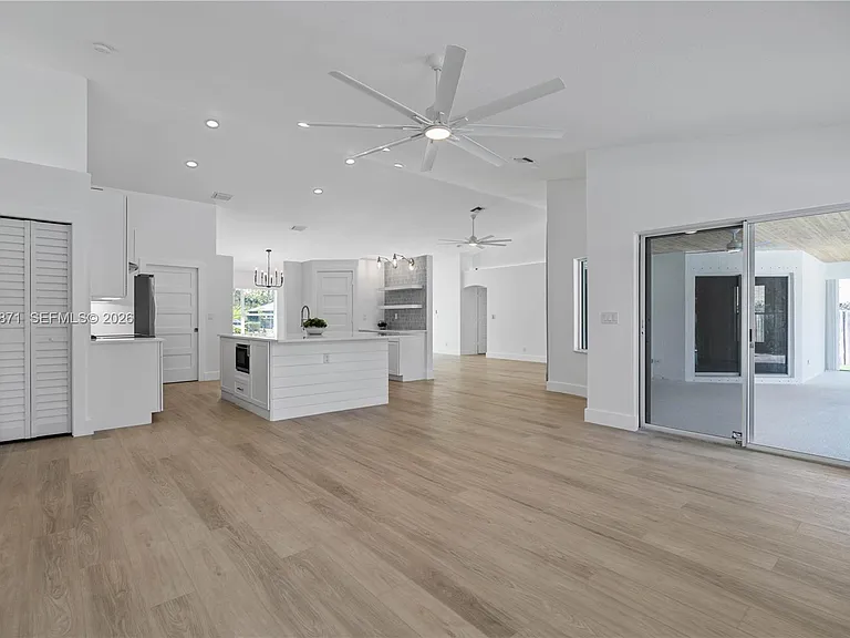 5923 Loxahatchee Pines Dr — Photo 43