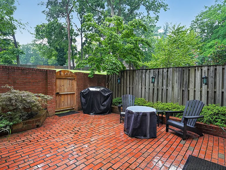 2204 N Tuckahoe St — Photo 16