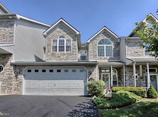 2837 Oakwood Dr, Harrisburg, PA 17110