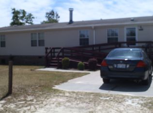 2043 Gumberry Ct, Hope Mills, NC 28348