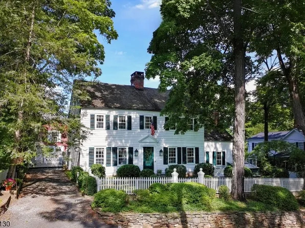 8 Joliet Street, Tewksbury Twp., NJ 08858