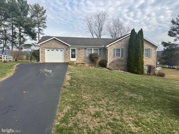 5 Hite Ct, Luray, VA 22835