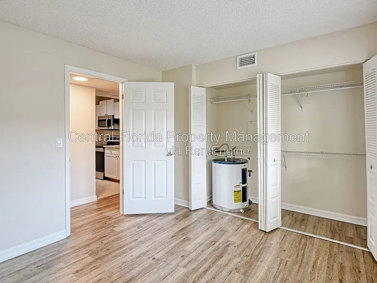 3282 S Semoran Blvd #22 — Photo 13