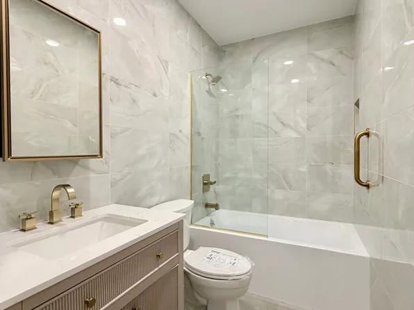 362 Rochester Avenue image 7 of 10