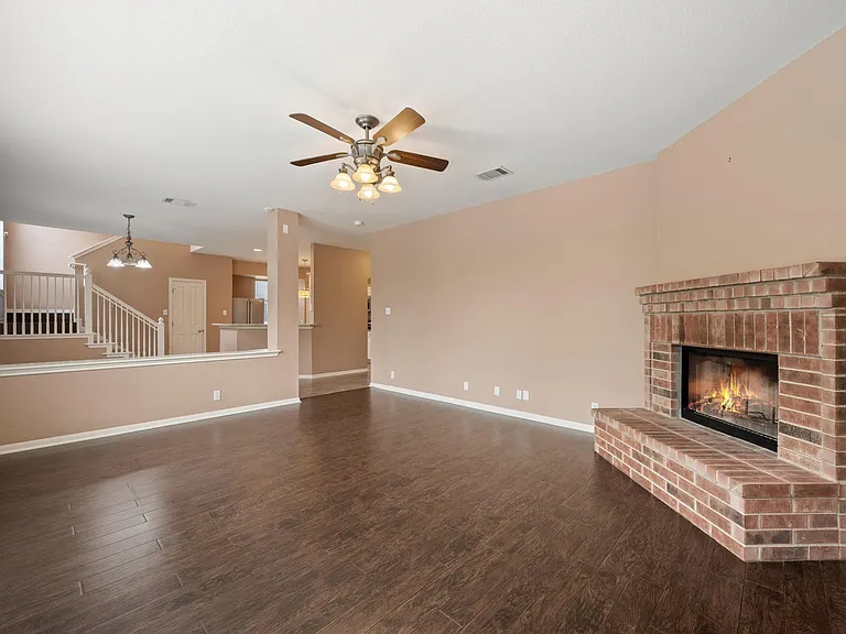1006 Shadow Valley Cv — Photo 6