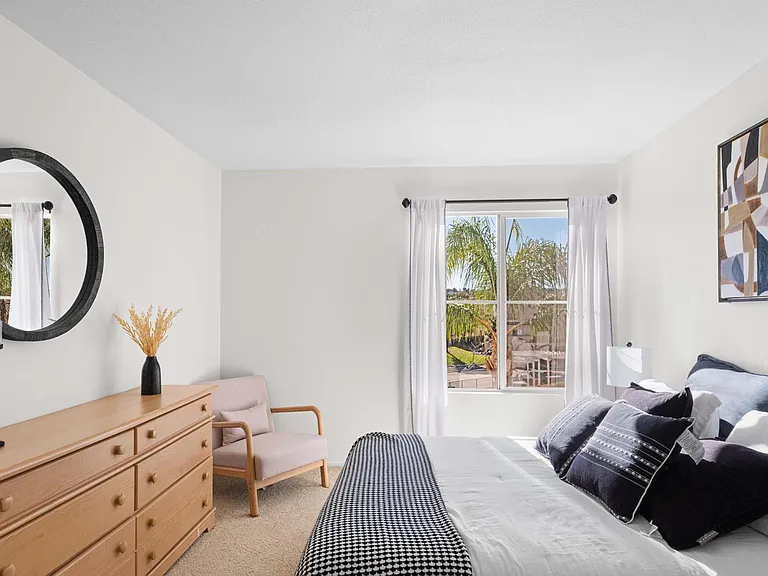 River Ranch Townhomes & Apartments — Photo 98