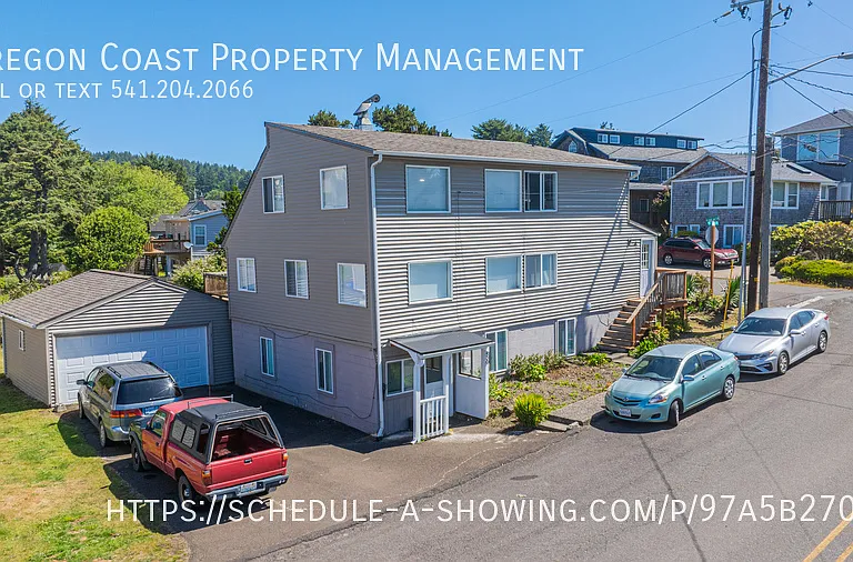 537 SW 32nd St — Photo 13