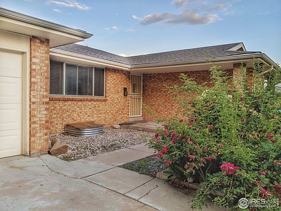 4th image of 1850 S Balsam St